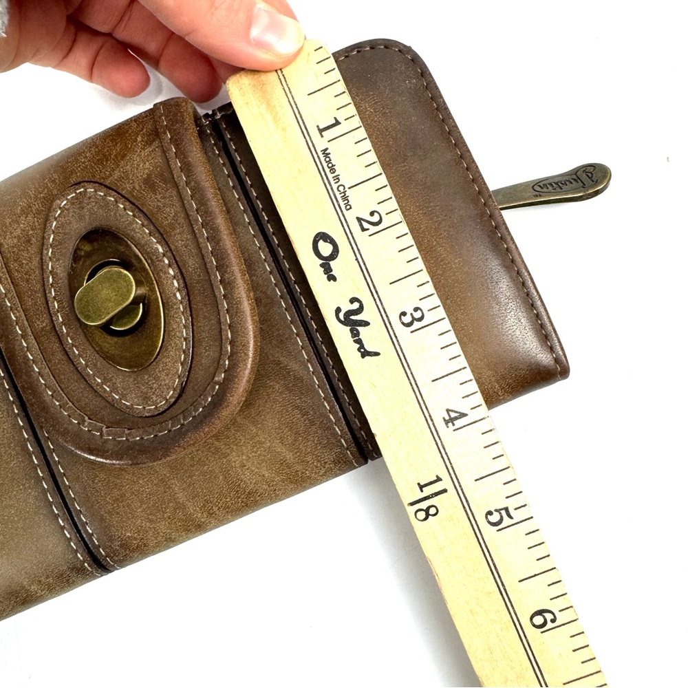 Justin Women's Leather Wallet Burnished Brown Twist Lock Closure Ladies Western - Picture 7 of 7